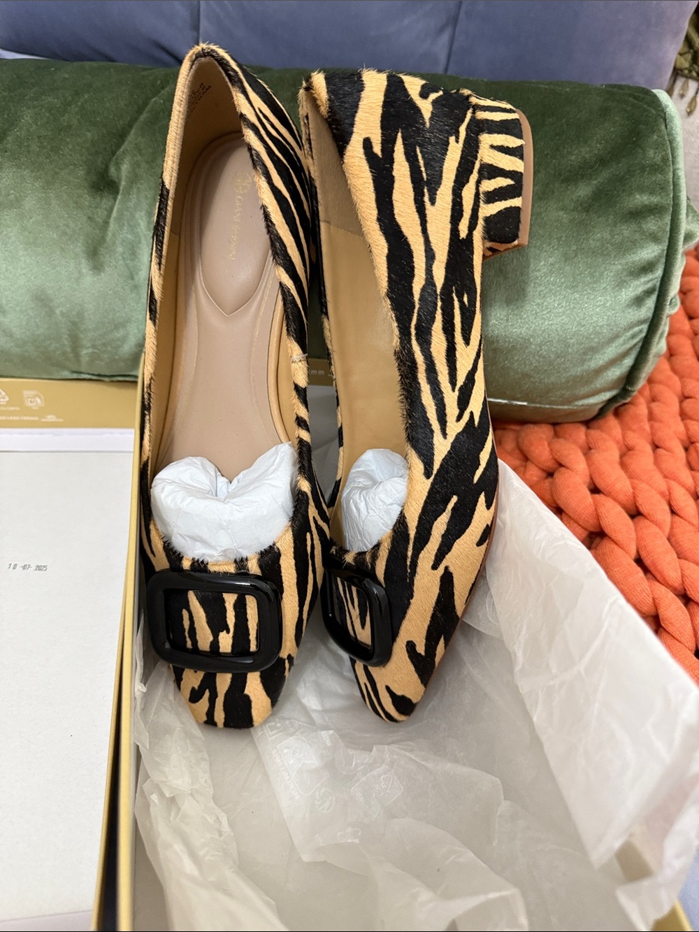 Cheetah Michael Michael Kors  Buckle Low Heel Pumps - Tan & Black